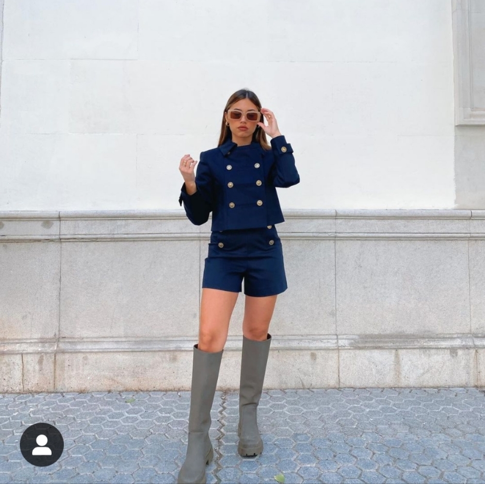 Zara 2pcs Cropped blazer +Short